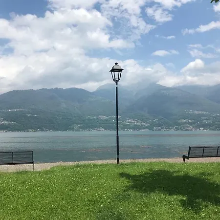 Διαμέρισμα The Park On The Lake With Pool Colico