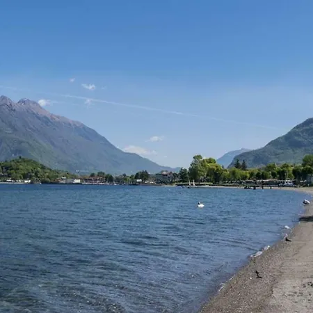The Park On The Lake With Pool
