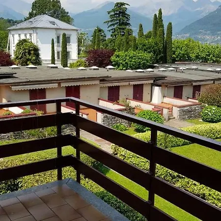 The Park On The Lake With Pool Apartment Colico